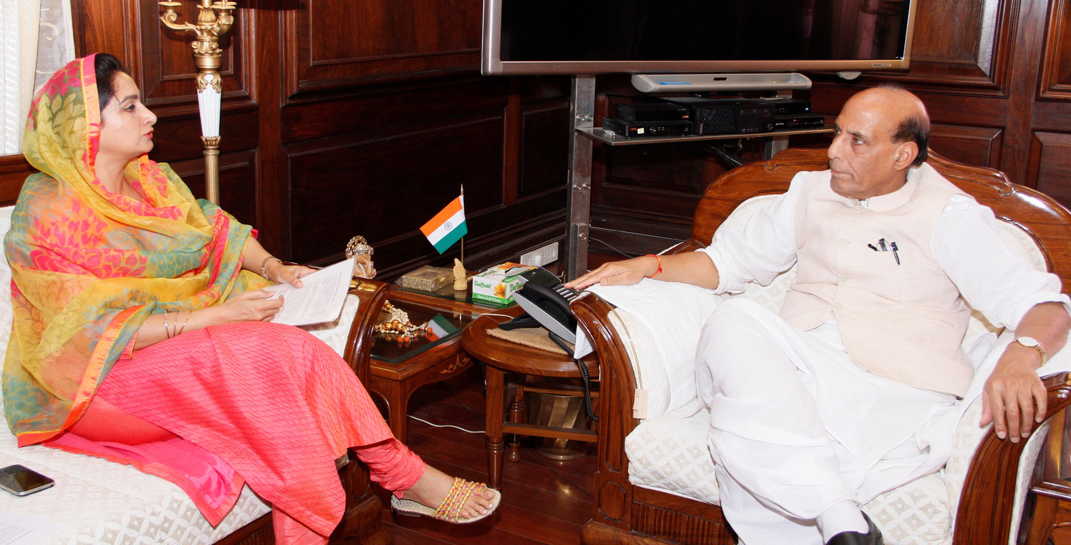 The Union Minister for Food Processing Industries, Smt. Harsimrat Kaur Badal calling on the Union Home Minister, Shri Rajnath Singh, in New Delhi on November 04, 2015.