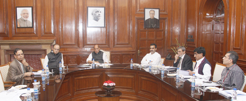 The Union Home Minister, Shri Rajnath Singh chairing a meeting of the High Level Committee for Central Assistance to States affected by natural disasters, in New Delhi on November 09, 2015. The Union Minister for Finance, Corporate Affairs and Information & Broadcasting, Shri Arun Jaitley, the Vice-Chairman, NITI Aayog, Shri Arvind Panagariya, the Minister of State for Agriculture and Farmers Welfare, Dr. Sanjeev Kumar Balyan and senior officers of the Ministries of Home, Finance and Agriculture are also seen.