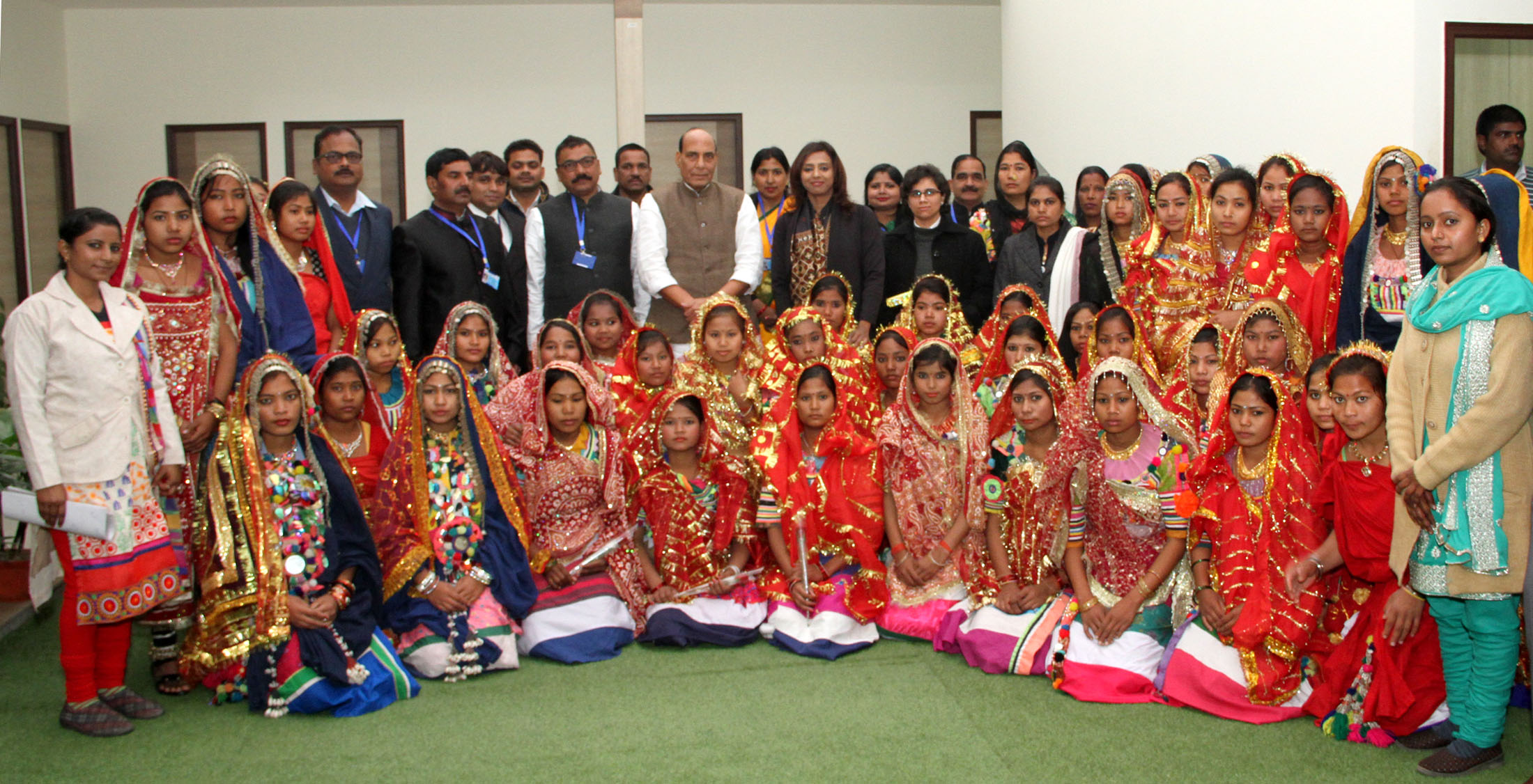 The Union Home Minister, Shri Rajnath Singh in a group photograph with the children of Tharu tribe, in New Delhi on January 20, 2016.