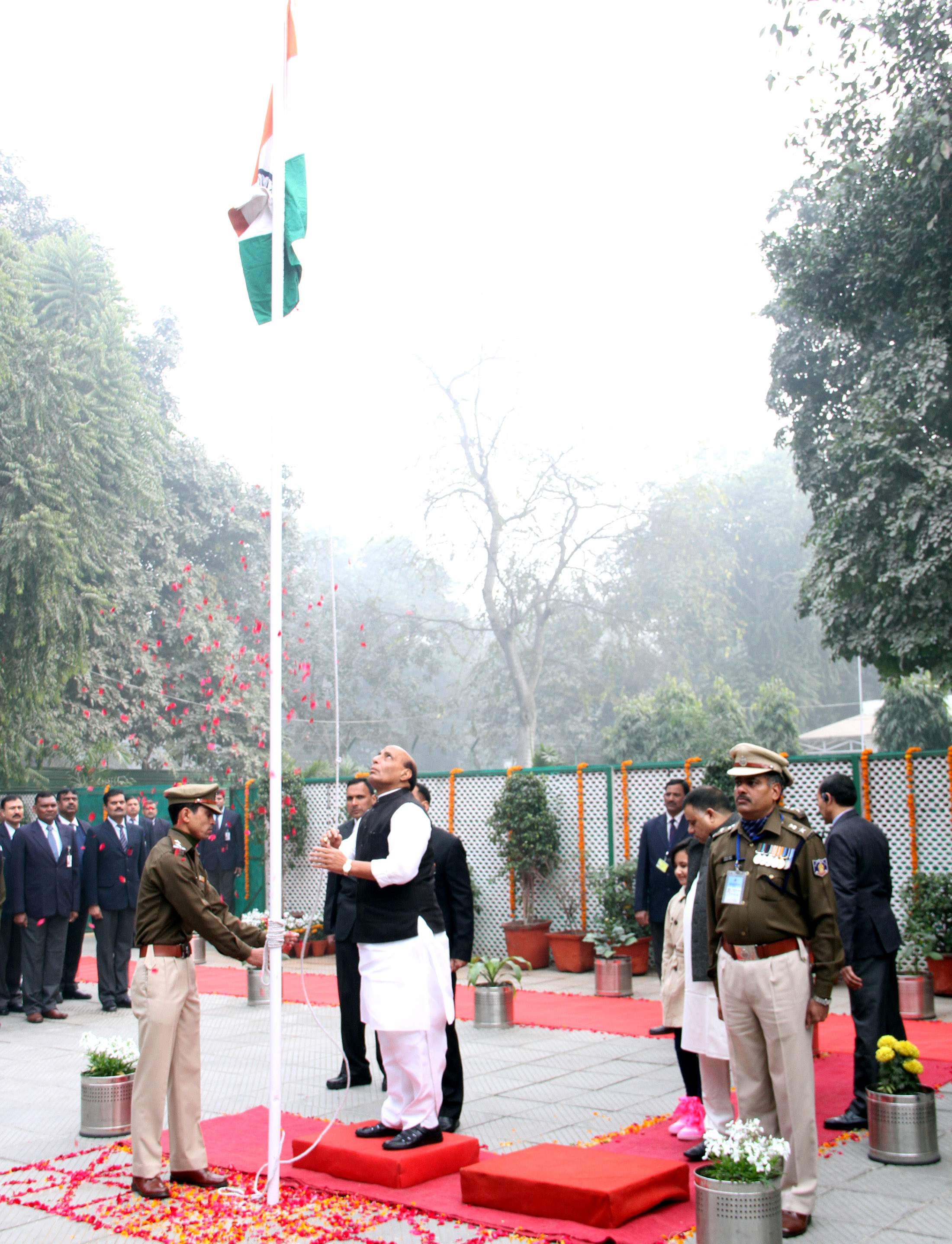 The Union Home Minister, Shri Rajnath Singh unfurled the National Flag on the occasion of the 67th Republic Day, in New Delhi on January 25, 2016.
