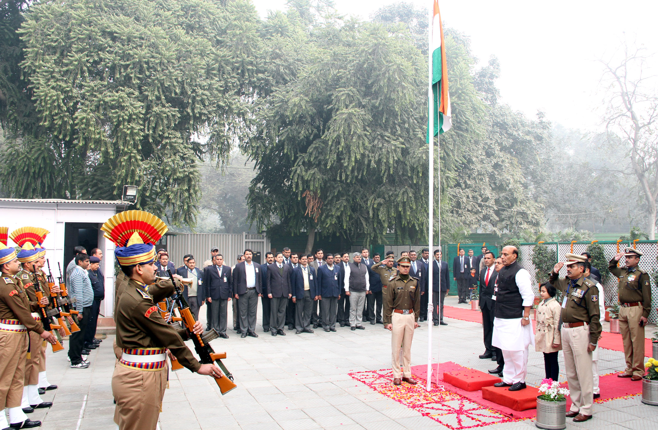 The Union Home Minister, Shri Rajnath Singh unfurled the National Flag on the occasion of the 67th Republic Day, in New Delhi on January 26, 2016.