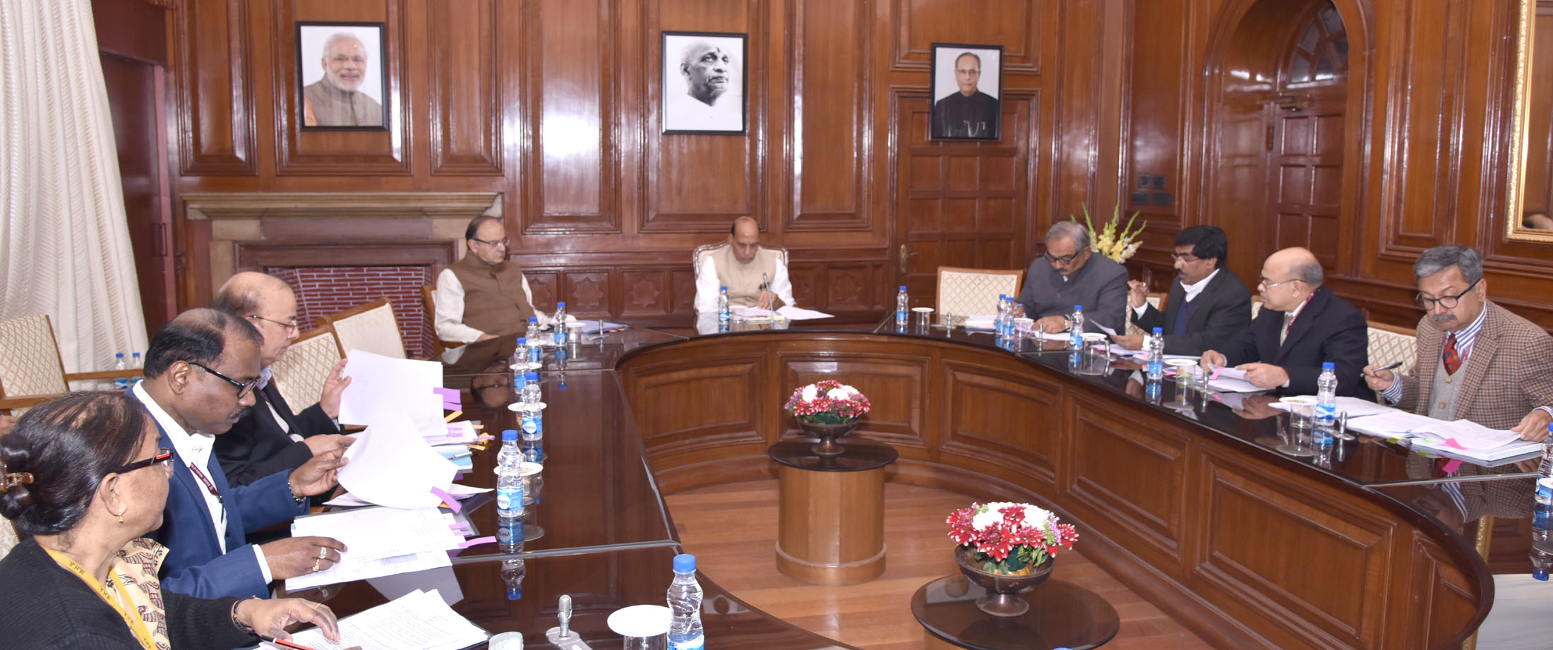 The Union Home Minister, Shri Rajnath Singh chairing a meeting of the High Level Committee (HLC), in New Delhi on February 15, 2016. 	The Union Minister for Finance, Corporate Affairs and Information & Broadcasting, Shri Arun Jaitley, the Union Home Secretary, Shri Rajiv Mehrishi and senior officers of the Ministries of Home, Finance and Agriculture are also seen.
