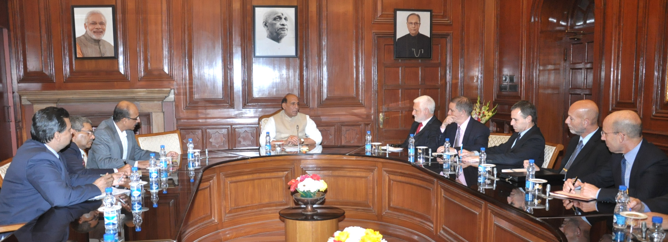 An Israeli delegation led by the Director-General of the Israeli Ministry of Defence, Maj. Gen. (Res.) Dan Harel meeting the Union Home Minister, Shri Rajnath Singh, in New Delhi on February 17, 2016.