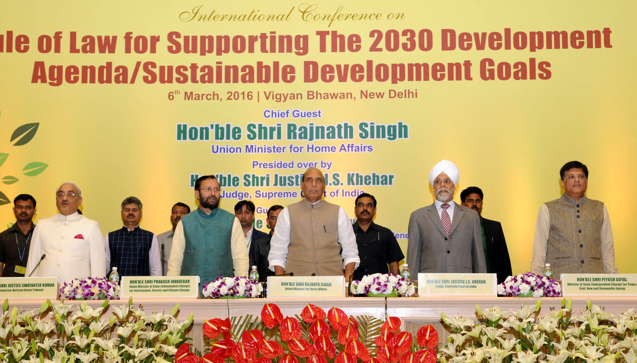 The Union Home Minister, Shri Rajnath Singh  at the Valedictory session of the International Conference on Rule of Law for Supporting 2030 Development Agenda, in New Delhi on March 06, 2016.  The Minister of State (Independent Charge) for Power, Coal and New and Renewable Energy, Shri Piyush Goyal, the Minister of State for Environment, Forest and Climate Change (Independent Charge), Shri Prakash Javadekar and other dignitaries are also seen.