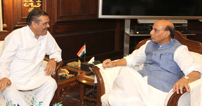 The Minister of State for Social Justice & Empowerment, Shri Vijay Sampla calling on the Union Home Minister, Shri Rajnath Singh, in New Delhi on April 11, 2016.