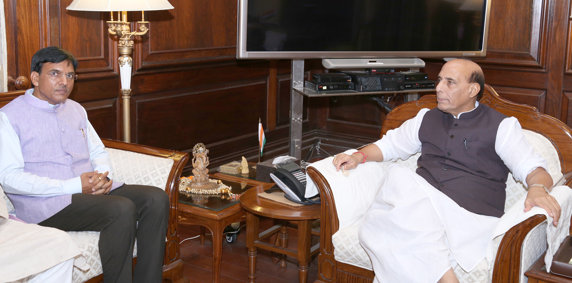 The Minister of State for Road Transport & Highways, Shipping and Chemicals & Fertilizers, Shri Mansukh L. Mandaviya calling on the Union Home Minister, Shri Rajnath Singh, in New Delhi on July 12, 2016.