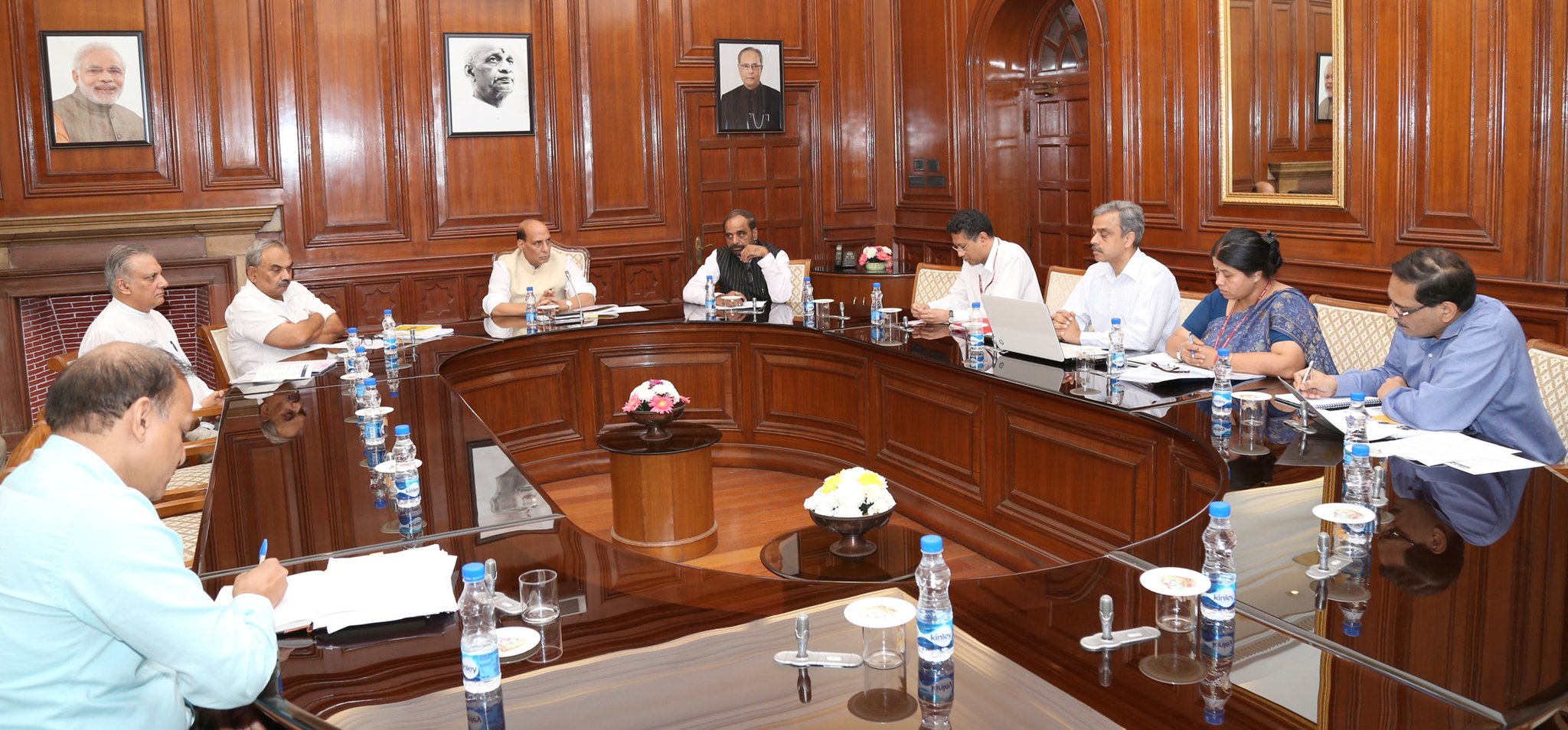 Shri Rajnath Singh chairs a review meeting on NATGRID 