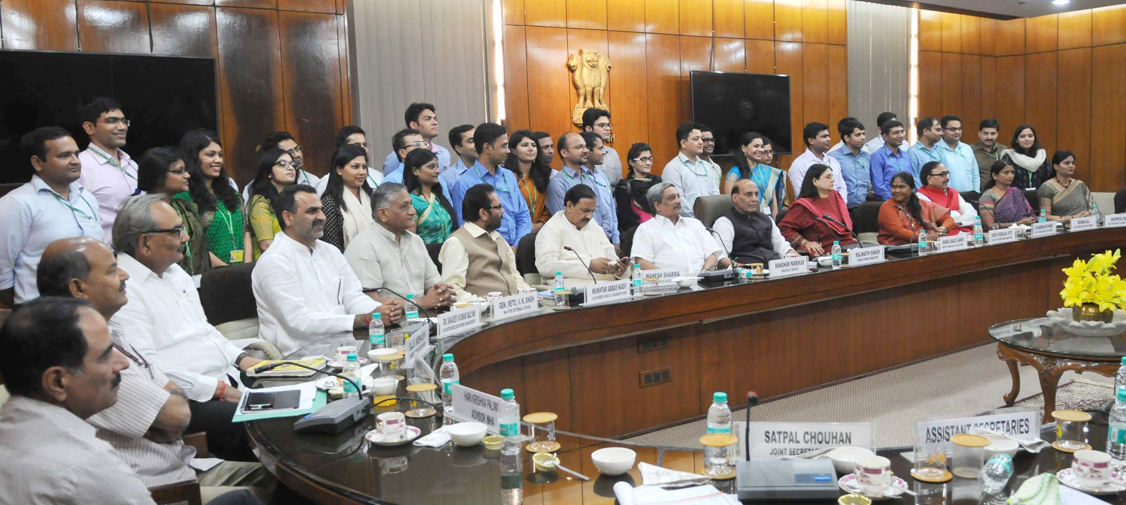 A group of IAS Probationers of Uttar Pradesh cadre (2014 Batch) as well as Probationers who are domicile of Uttar Pradesh, presently posted in various Ministries/Departments as Assistant Secretaries, participated in an interactive session with the Union Ministers led by the Union Home Minister, Shri Rajnath Singh, in New Delhi on October 19, 2016.