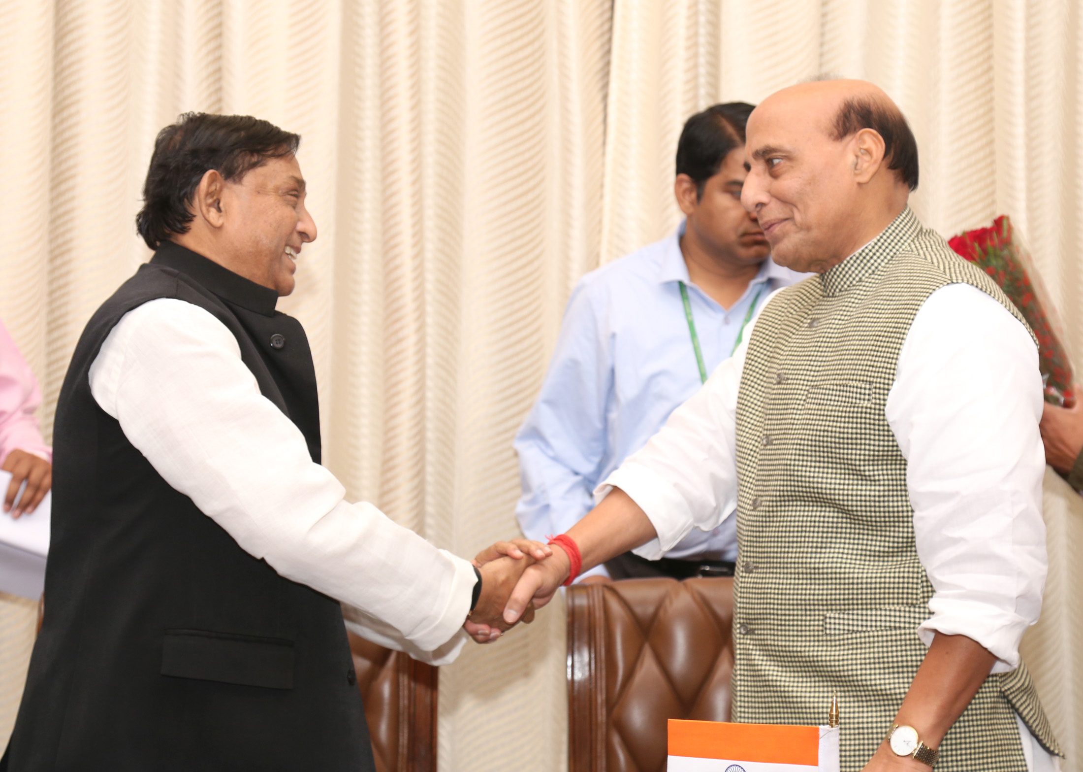 The Minister of Disaster Management & Relief, Bangladesh, Mr. Mofazzal Hossain Chowdhury Maya calling on the Union Home Minister, Shri Rajnath Singh, in New Delhi on November 04, 2016.