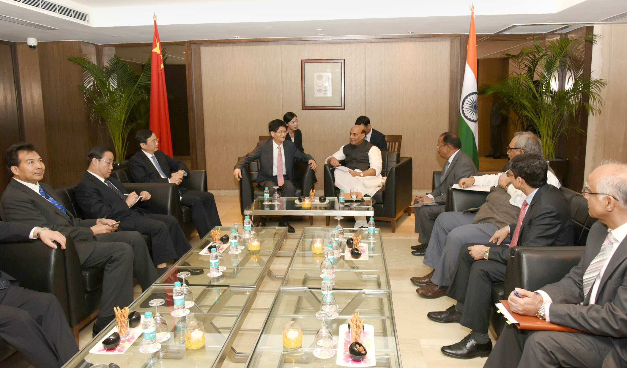 A Chinese delegation led by the Special Envoy of the Chinese President and Member of the Political Bureau of the Central Committee of the Communist Party of China, Mr. Meng Jianzhu meeting the Indian delegation led by the Union Home Minister, Shri Rajnath Singh in New Delhi on November 08, 2016.