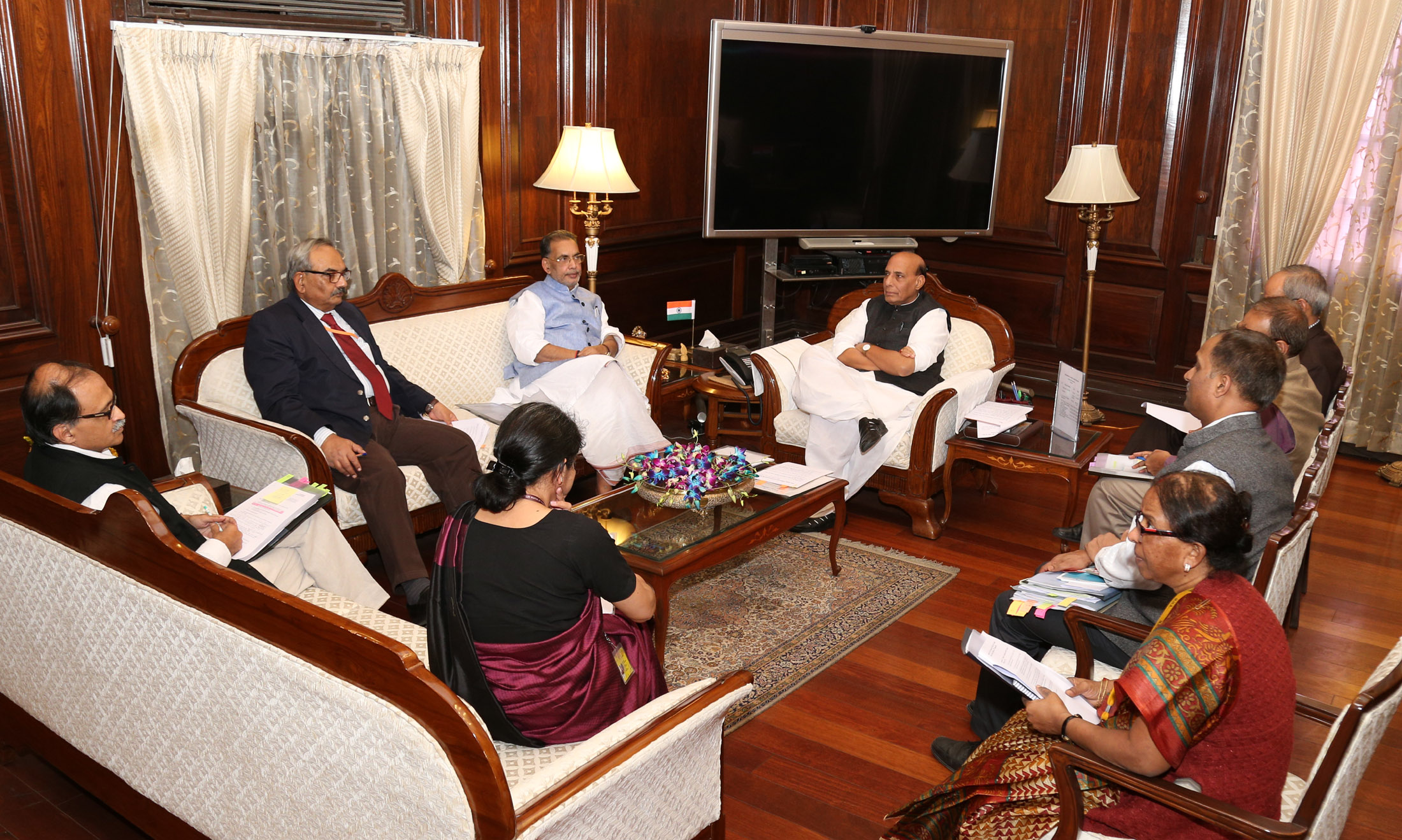 The Union Home Minister, Shri Rajnath Singh chairing a meeting of the High Level Committee (HLC) for Central Assistance to Uttarakhand affected by drought, in New Delhi on November 17, 2016.  The Union Minister for Agriculture and Farmers Welfare, Shri Radha Mohan Singh, the Union Home Secretary, Shri Rajiv Mehrishi and senior officers of the Ministries of Home, Finance and Agriculture are also seen.