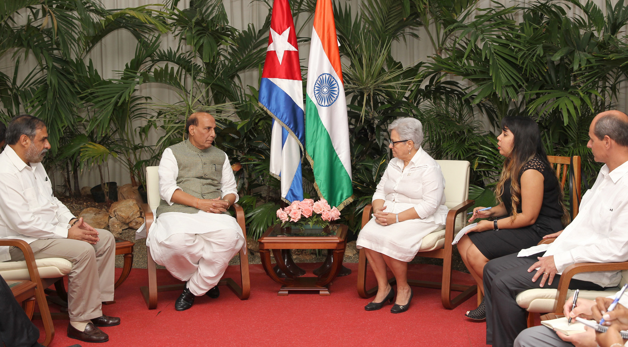 The Union Home Minister, Shri Rajnath Singh meeting the Cuban Vice President of the Council of State, Ms. Gladys Bejerano, in Havana on November 30, 2016.
