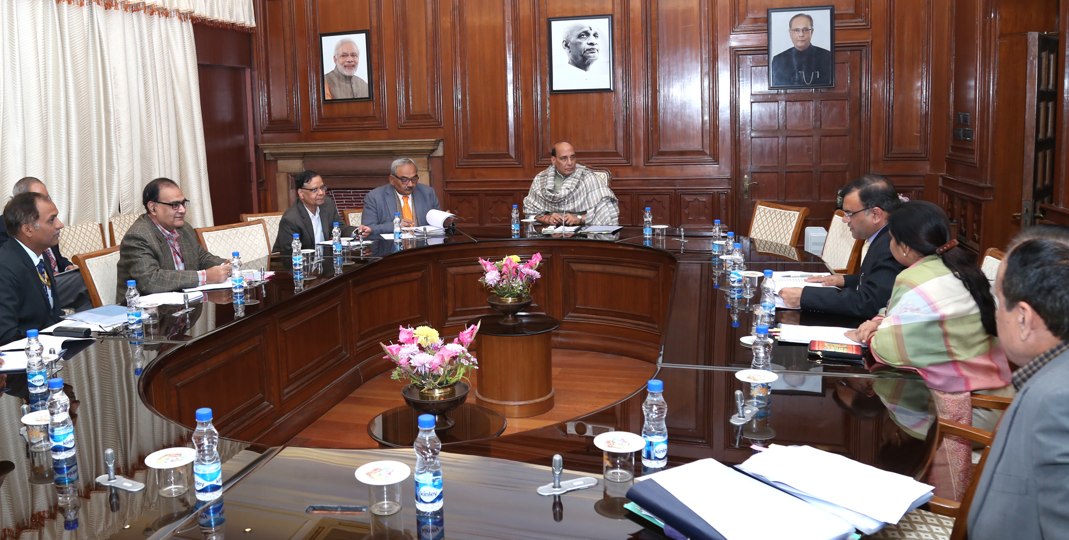The Union Home Minister, Shri Rajnath Singh chairing a meeting of the High Level Committee (HLC) for Central Assistance to Uttarakhand and Karnataka, in New Delhi on January 05, 2016. 	The Vice Chairman, NITI Aayog, Dr. Arvind Panagariya, the Union Home Secretary, Shri Rajiv Mehrishi and senior officers of the Ministries of Home Affairs, Finance and Agriculture are also seen.