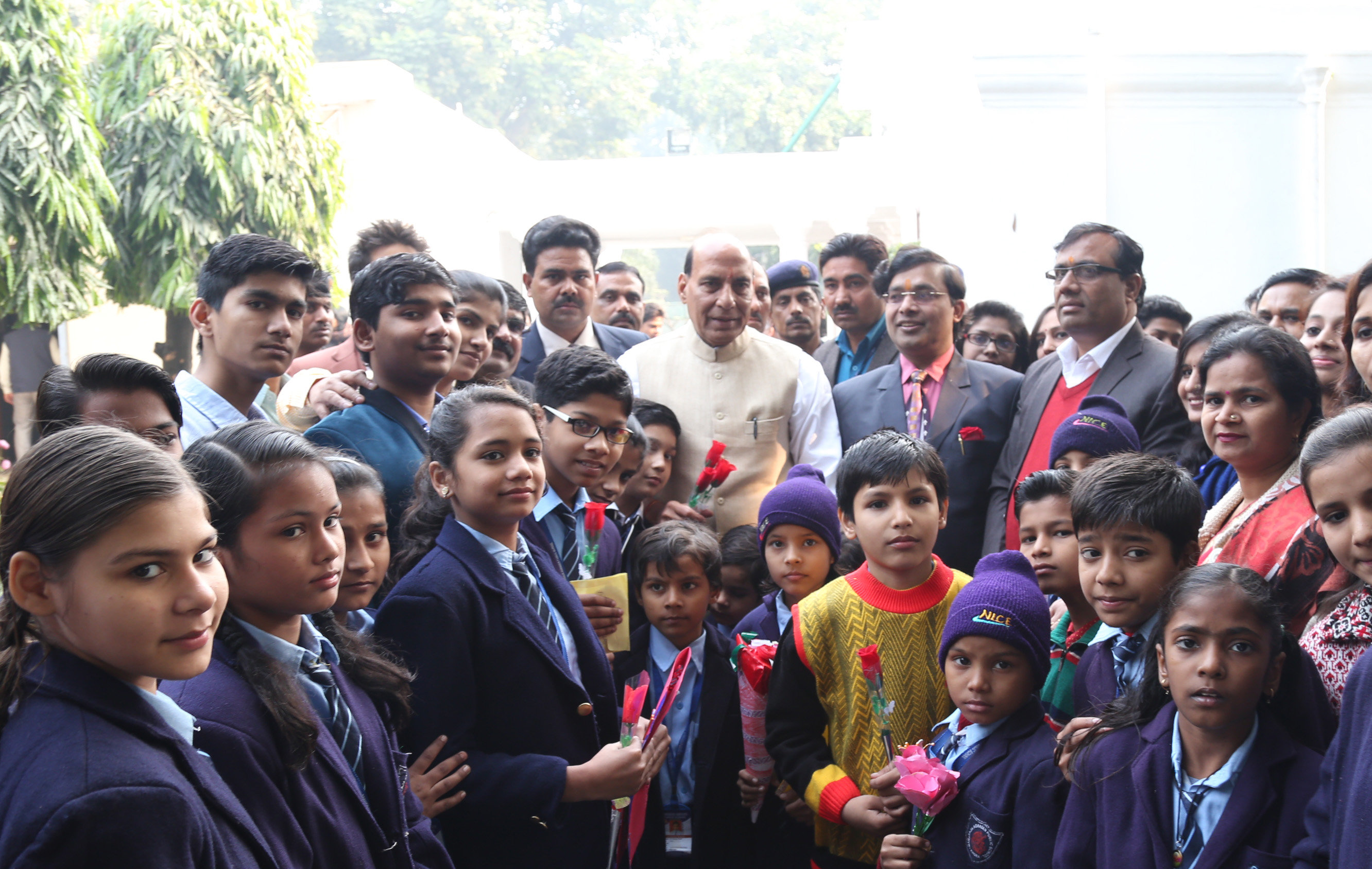The Union Home Minister, Shri Rajnath Singh celebrating the New Year with a group of school children, in New Delhi on January 01, 2017.