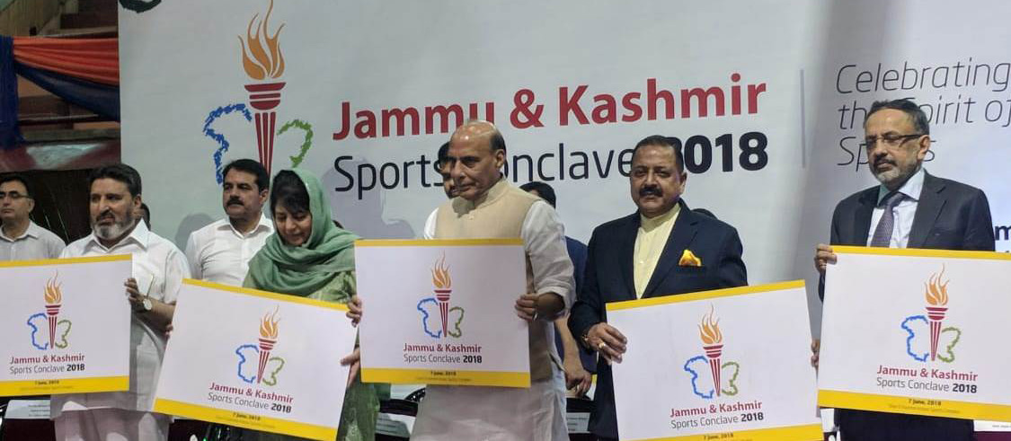 The Union Home Minister, Shri Rajnath Singh releasing the Jammu and Kashmir Sports Conclave-2018 logo, in Srinagar, Jammu & Kashmir on June 07, 2018. 	The Chief Minister of Jammu and Kashmir, Ms. Mehbooba Mufti, the Minister of State for Development of North Eastern Region (I/C), Prime Ministers Office, Personnel, Public Grievances & Pensions, Atomic Energy and Space, Dr. Jitendra Singh and the Home Secretary, Shri Rajiv Gauba are also seen.
