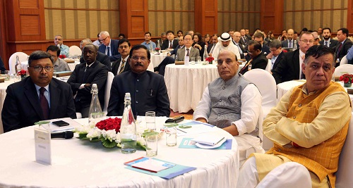रक्षा मंत्री श्री राजनाथ सिंह ने रक्षा प्रदर्शनी 2020 पर राजदूतों की गोलमेज बैठक की अध्येक्षता की