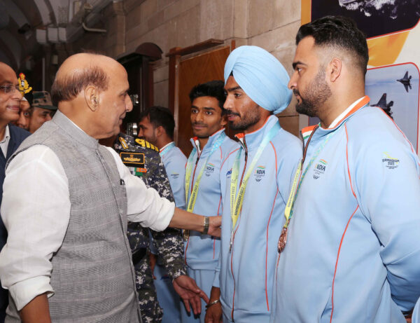 Raksha Mantri Shri Rajnath Singh interacts with 2022 Commonwealth Games medalists & participants of the Armed Forces in New Delhi;
