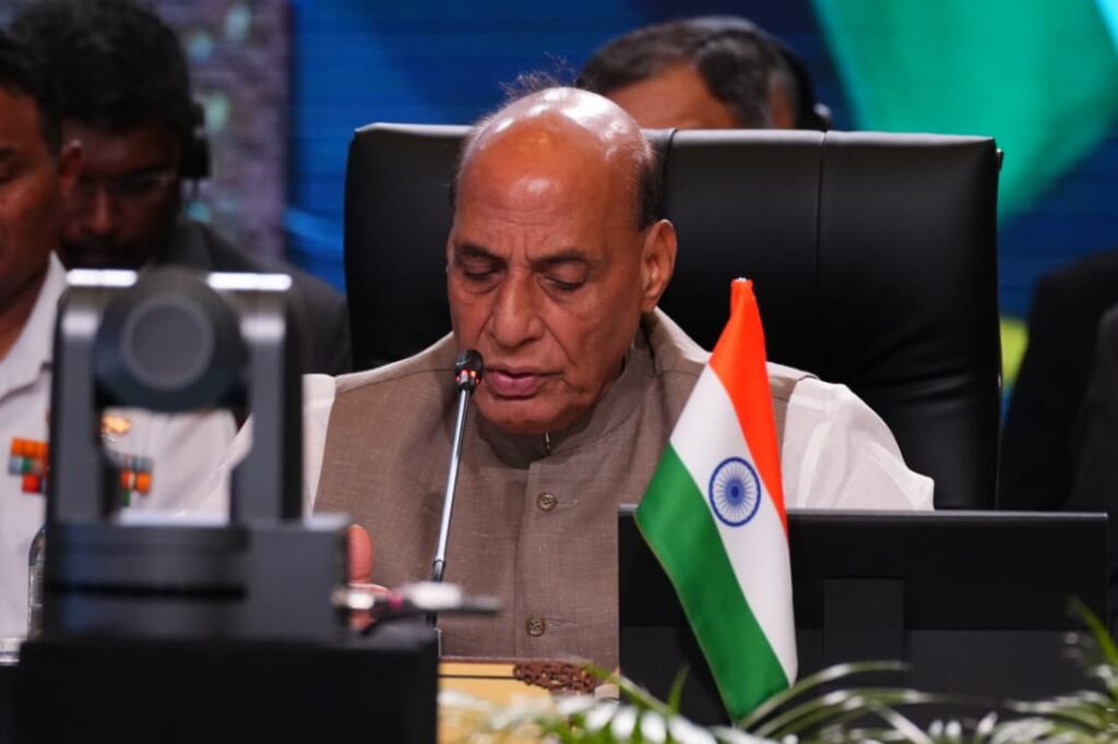 Raksha Mantri meets ASEAN Defence Ministers during Informal Meeting in ...